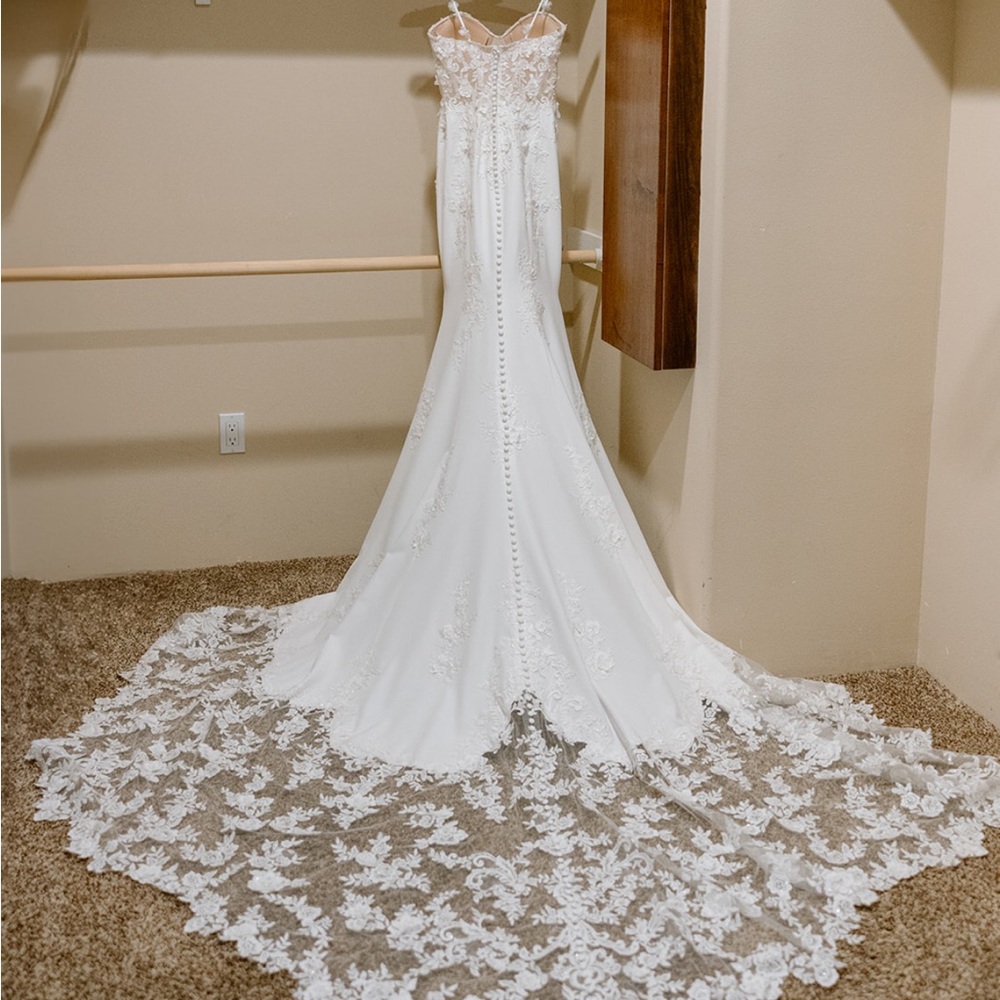 Serene Bridal Wedding Dress - style Noelle